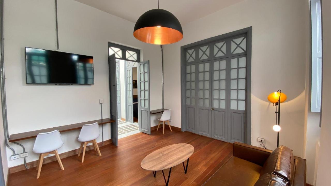 Republicana Casa Hostal - Habitacion 5 Tairona โบโกตา ภายนอก รูปภาพ